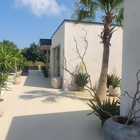 Luxury Giardino Lozenetz *