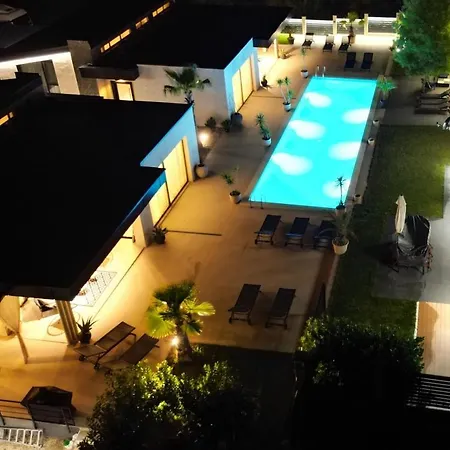 Luxury Giardino Lozenetz 别墅